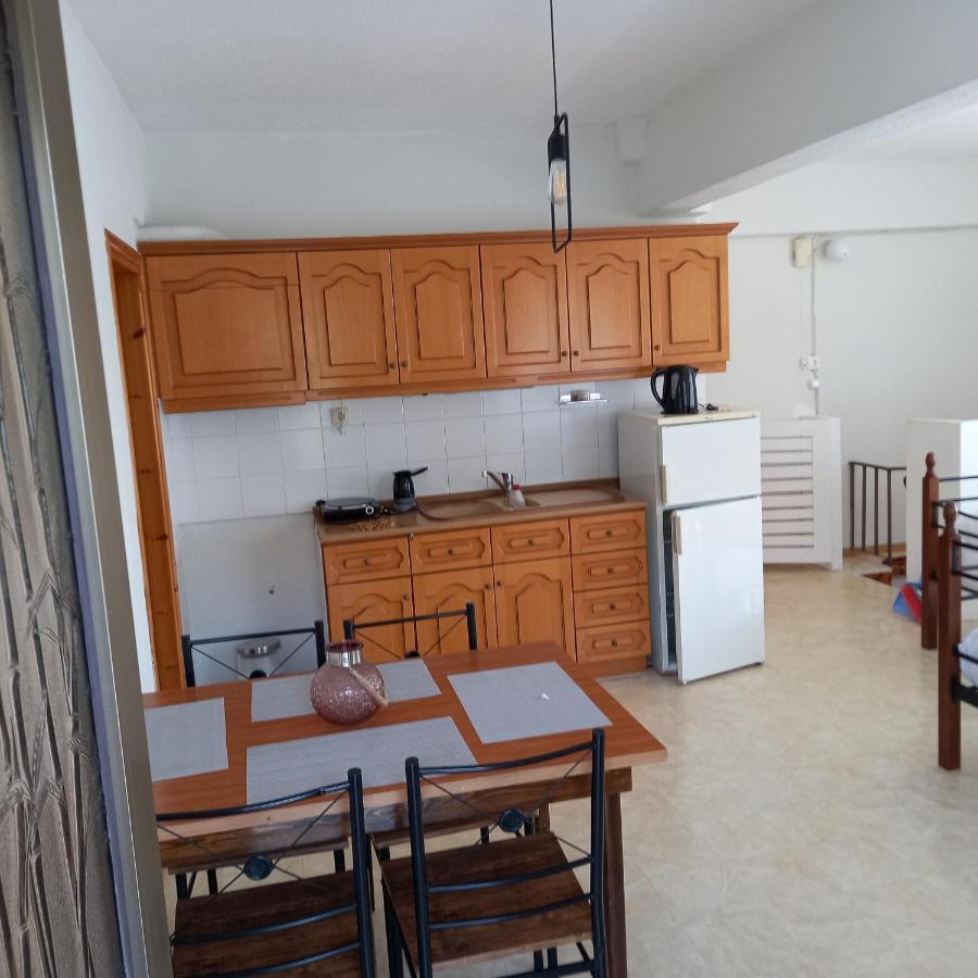 Μαρου Rooms Olympiakí Aktí المظهر الخارجي الصورة