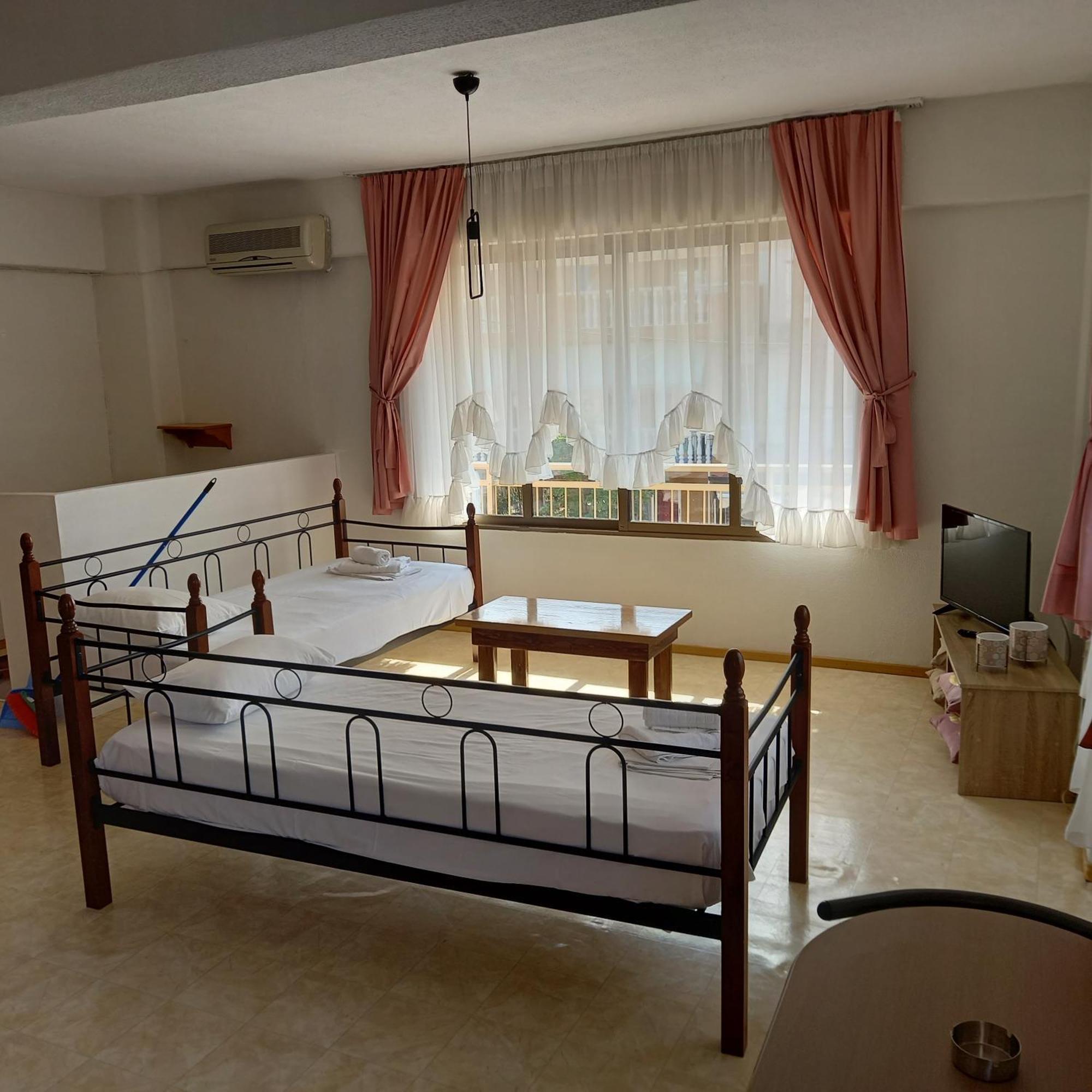 Μαρου Rooms Olympiakí Aktí المظهر الخارجي الصورة