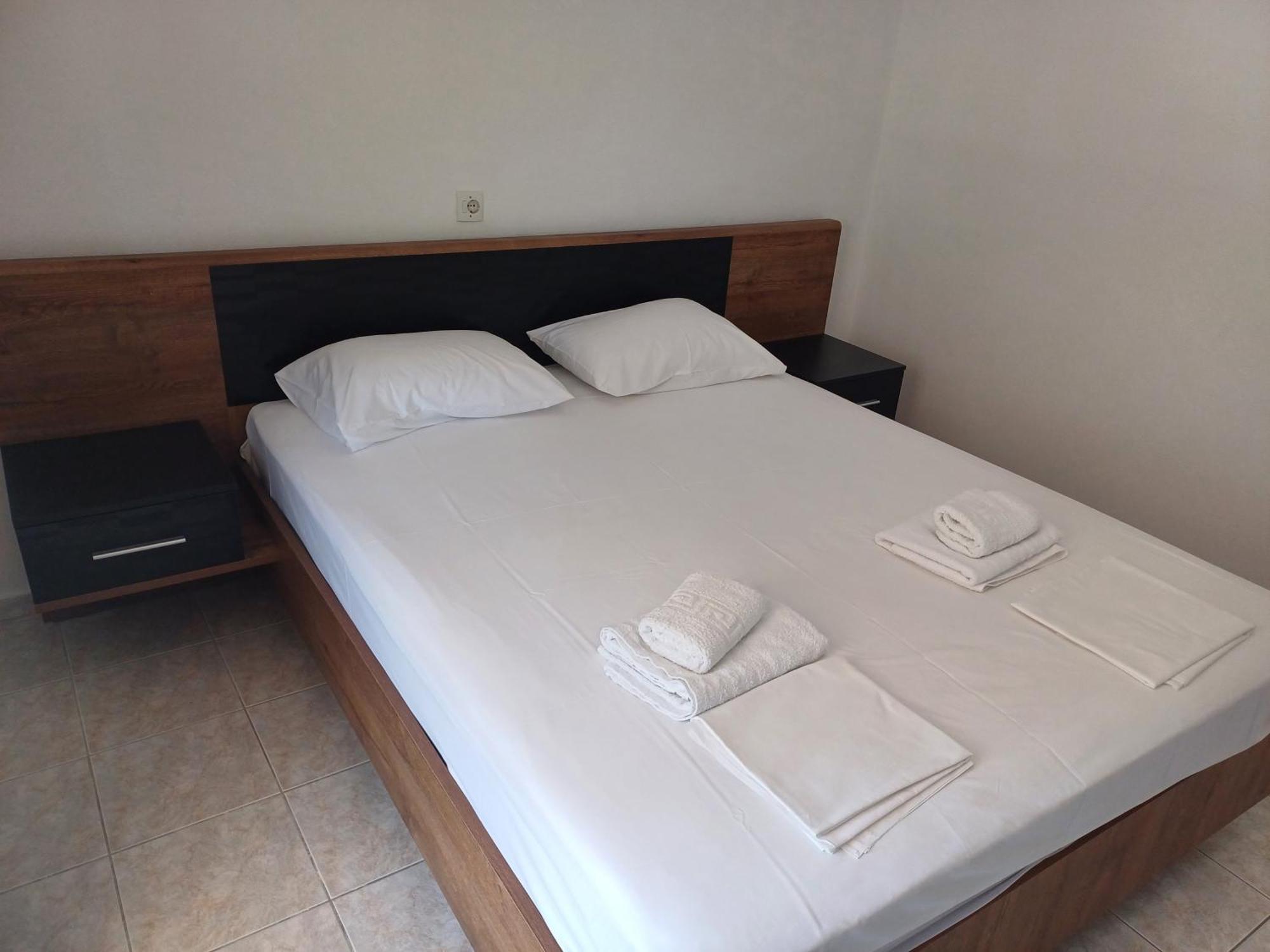 Μαρου Rooms Olympiakí Aktí المظهر الخارجي الصورة